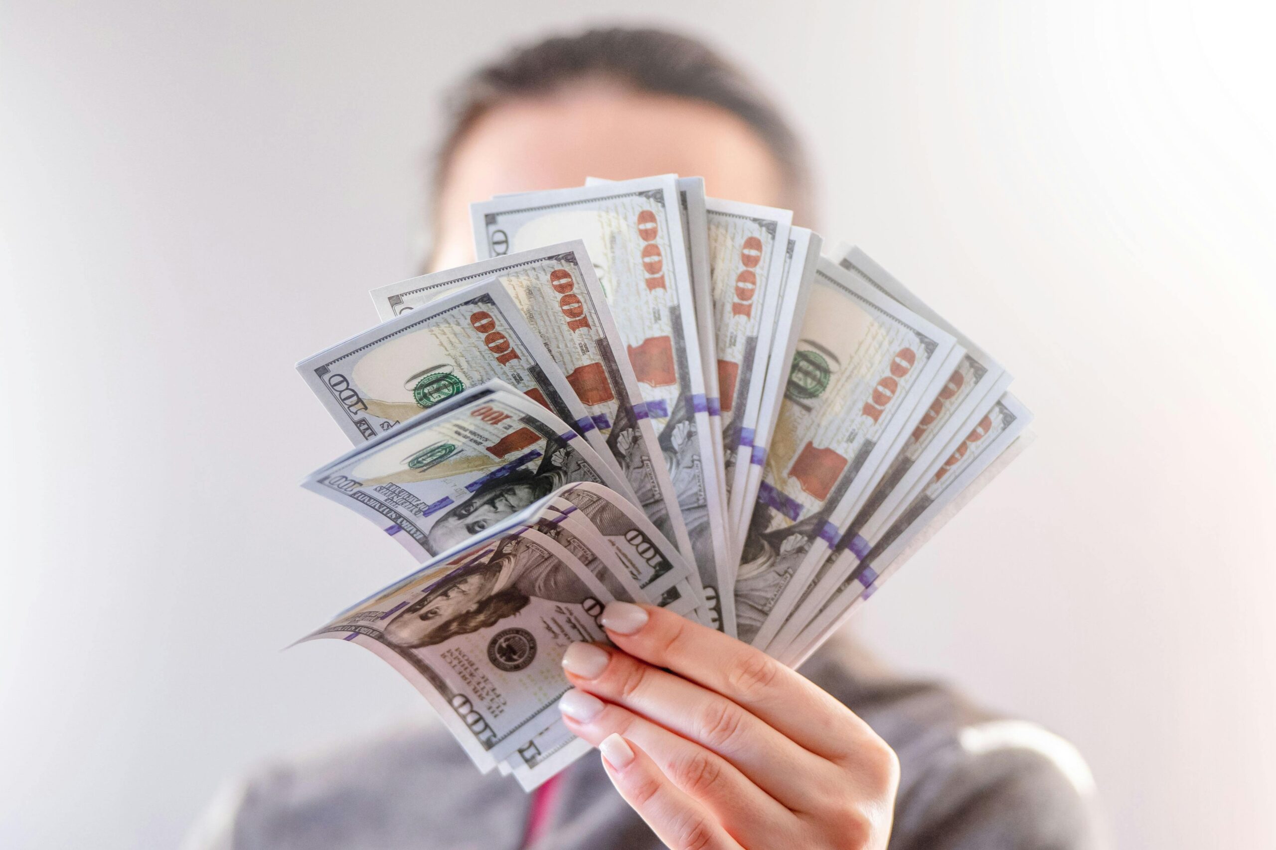 How to Apply for a Personal Loan in Spain: A Complete Guide for Quick Approval (2025)